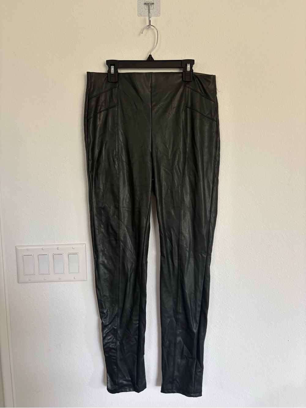 IRIS Skinny Seam Faux Leather Leggings